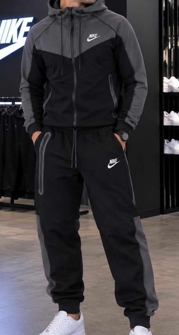 Nike tech
