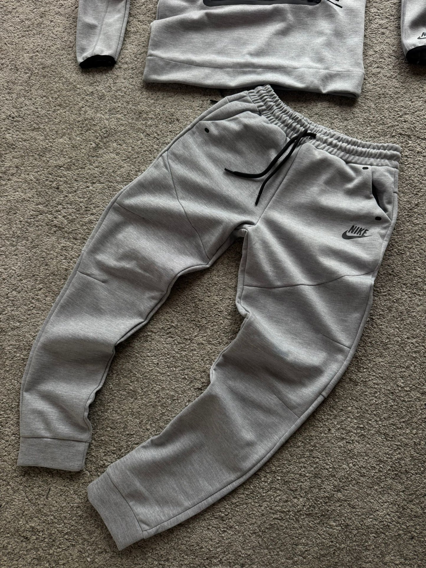 Nike tech
