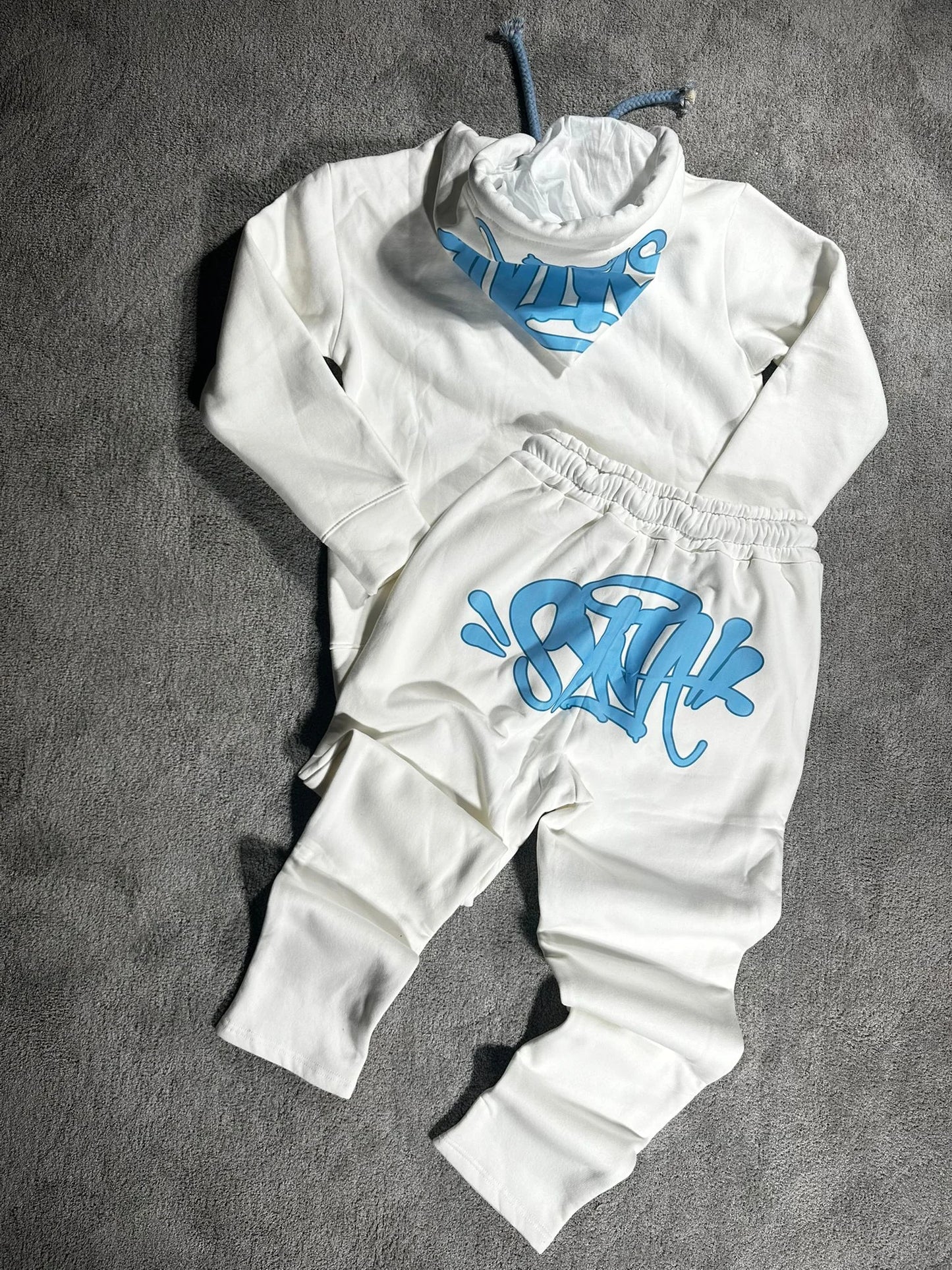 CHANDAL SYNA WORLD 🥷