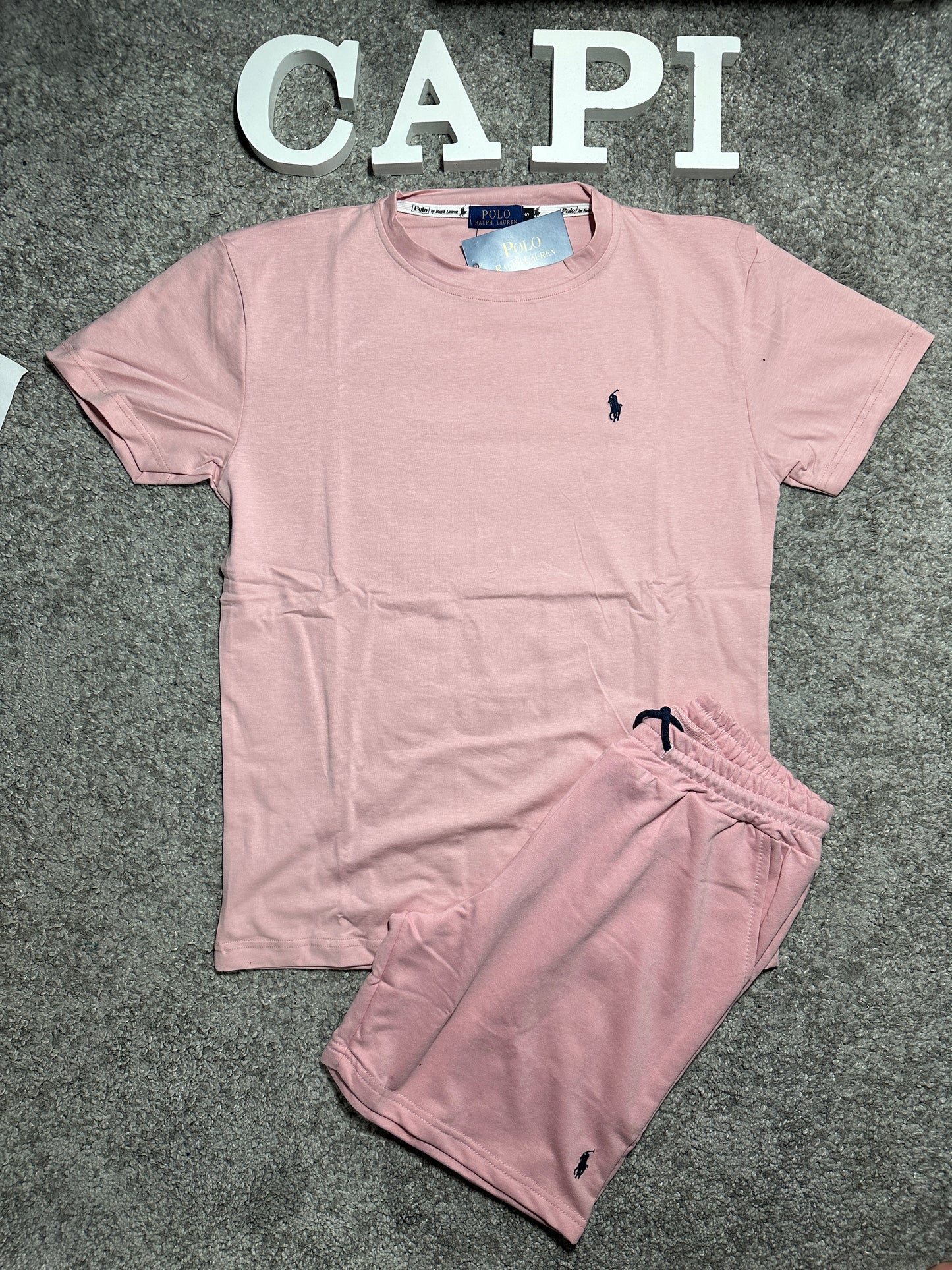 Polo corto