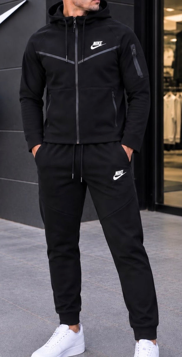 Nike tech