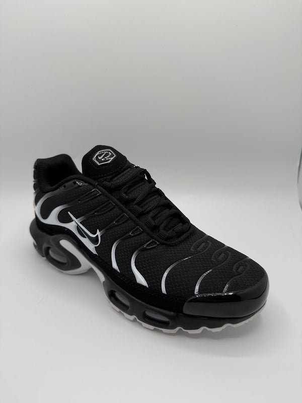NIKE TN