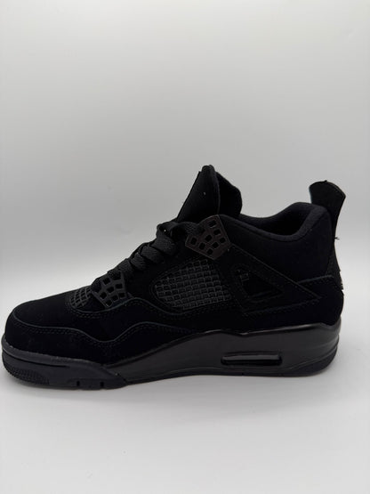 NIKE JORDAN RETRO BLACK