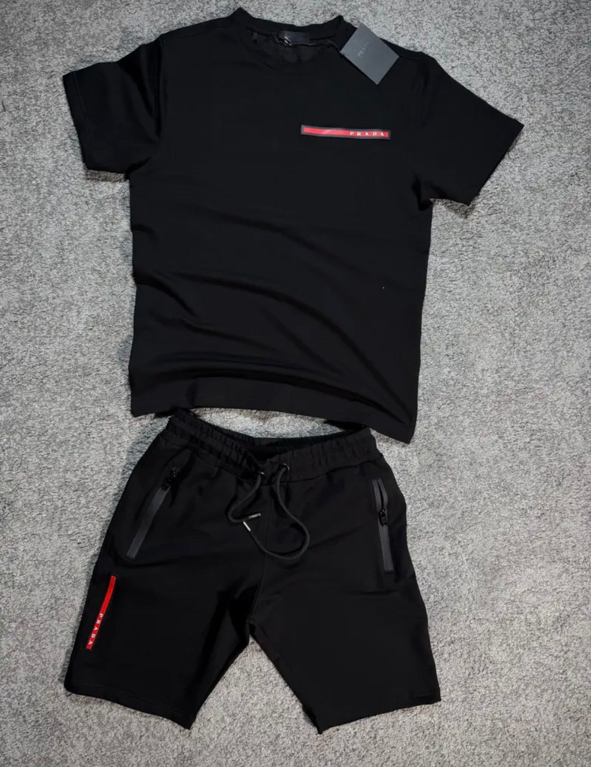 Conjunto corto Prada