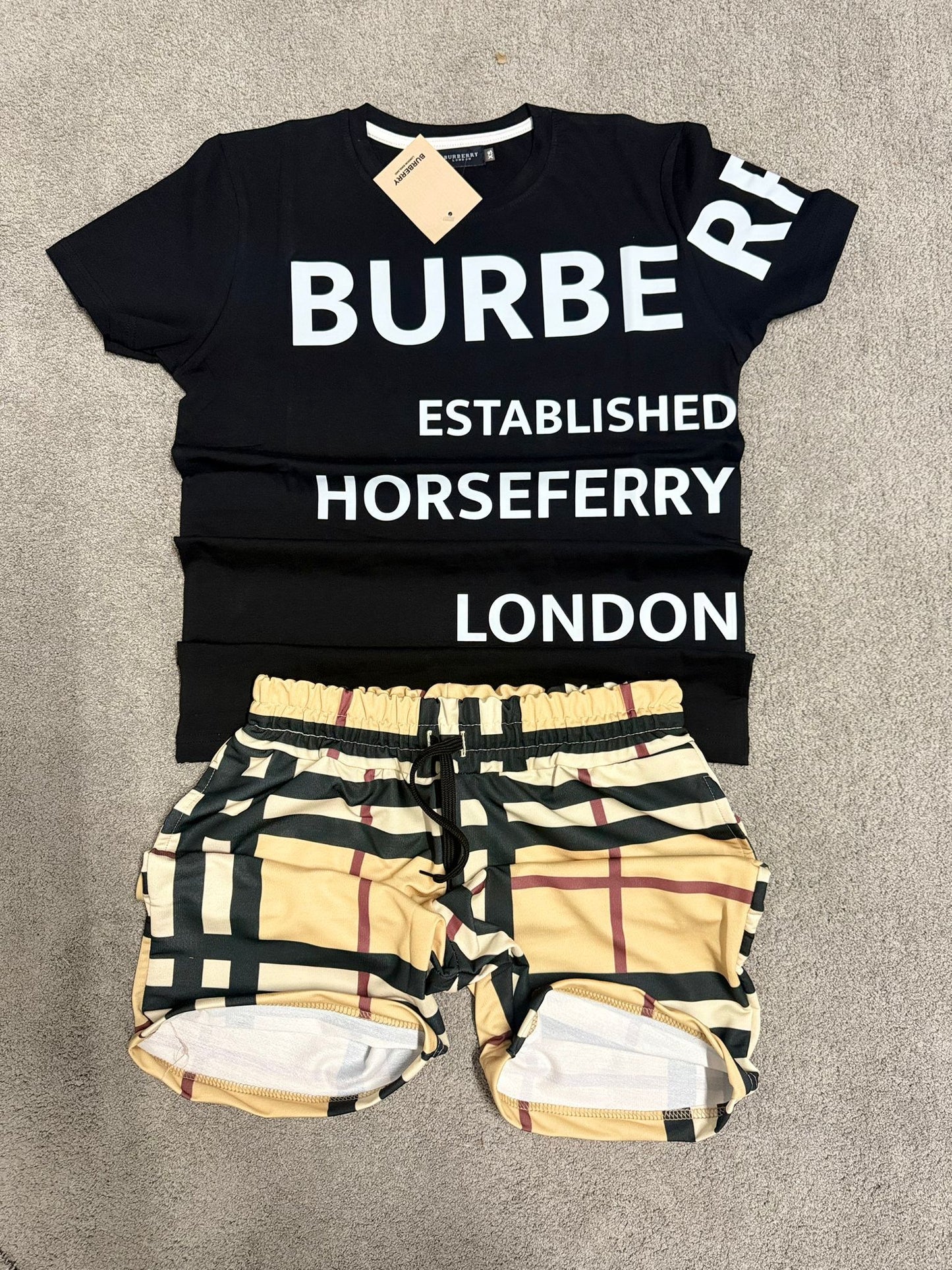 Conjunto corto Burberry