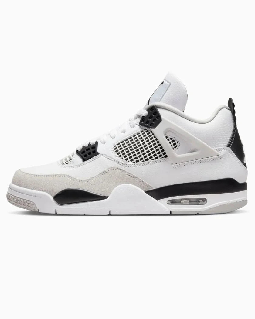 NIKE JORDAN
