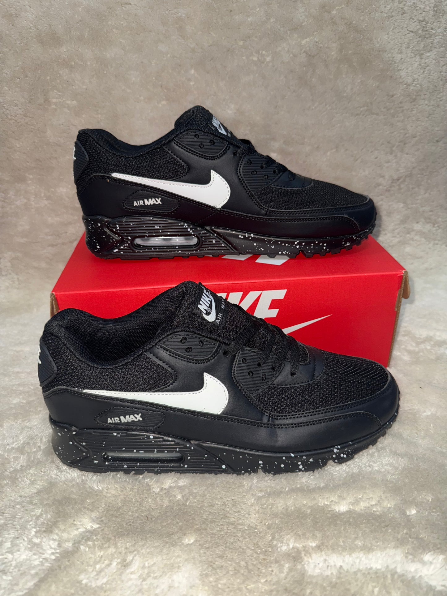 NIKE AIR MAX 90