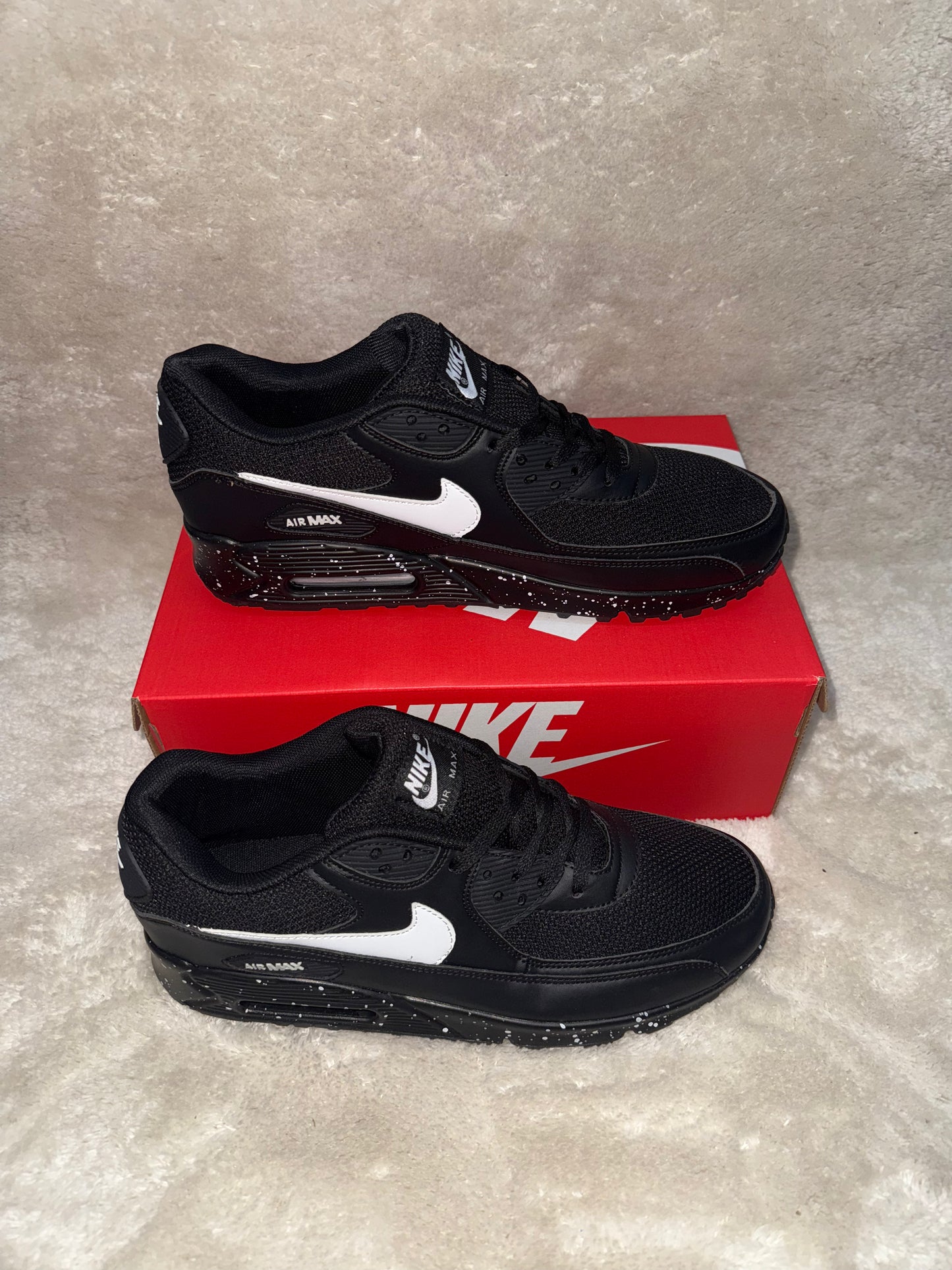 NIKE AIR MAX 90