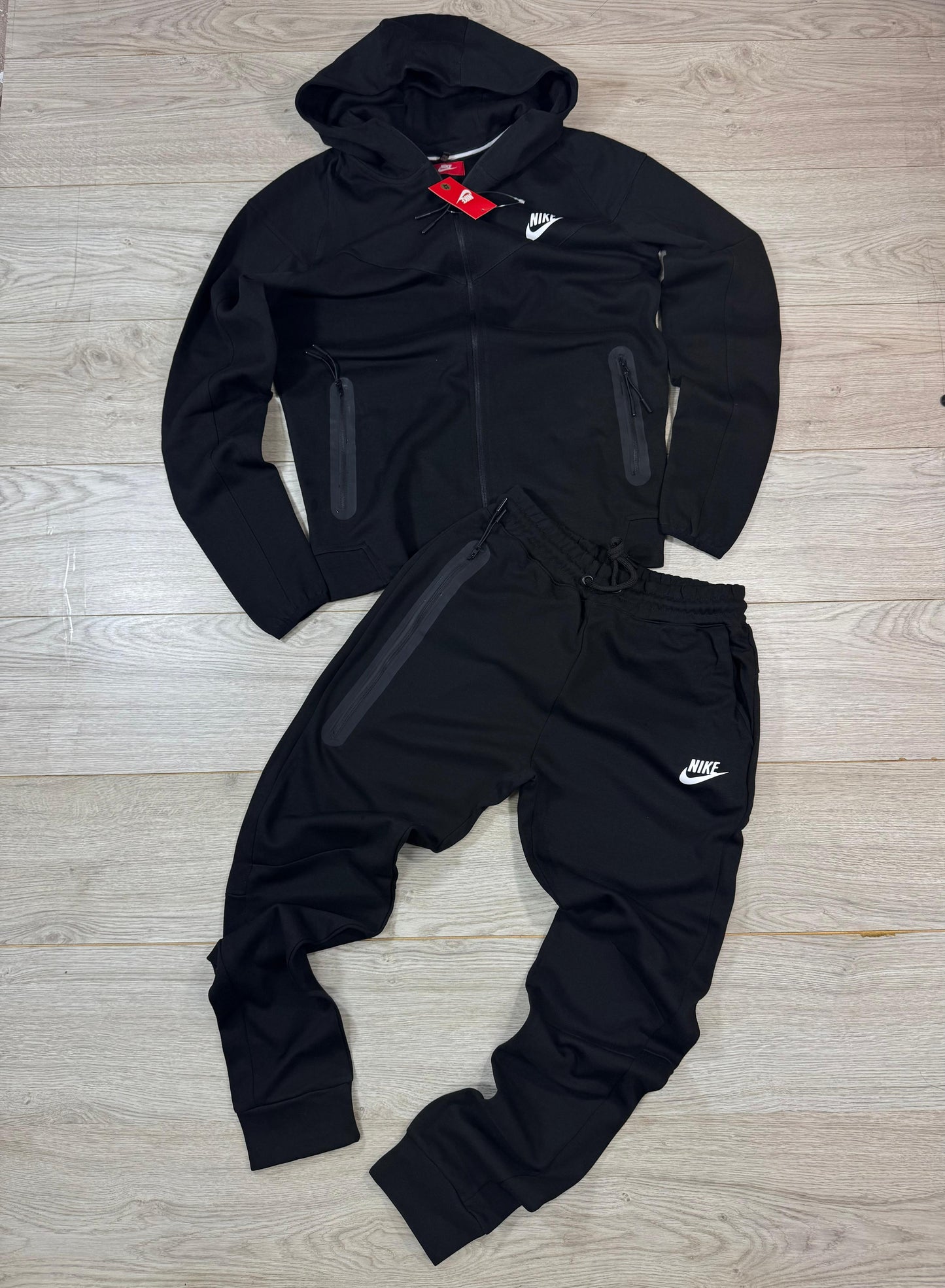 Nike tech