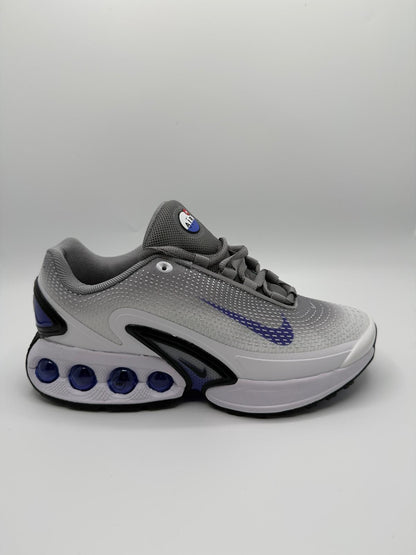 NIKE DN