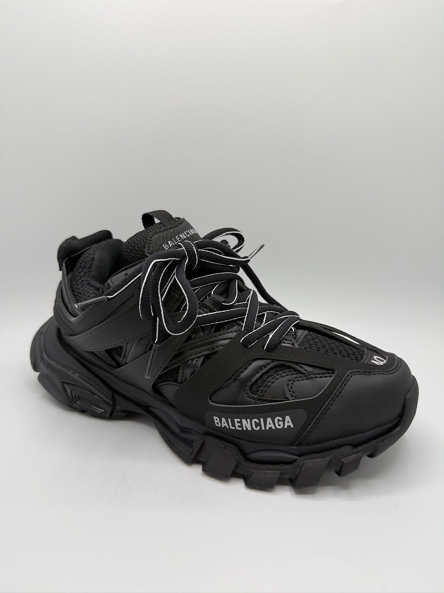 Balenciaga track