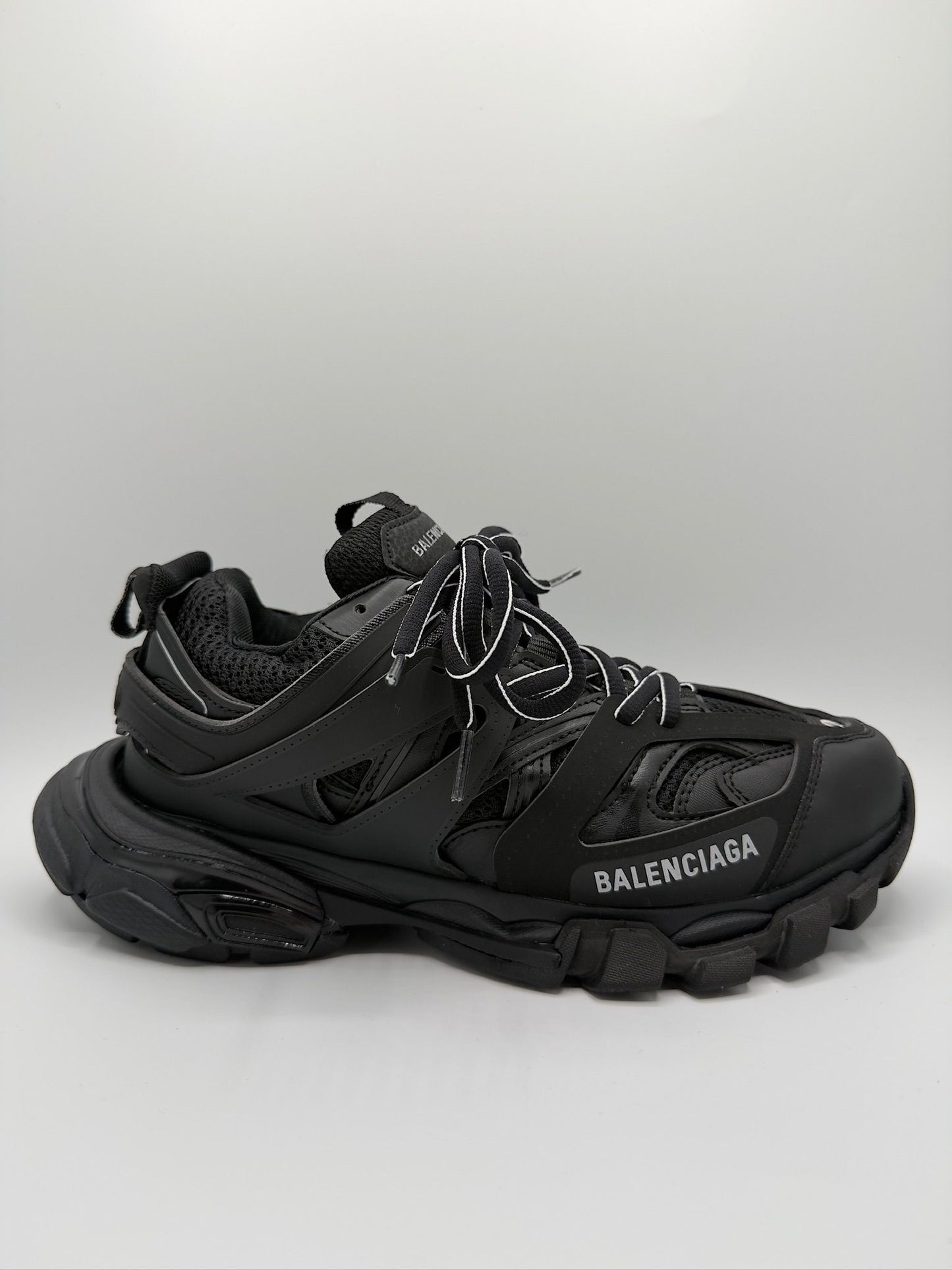 Balenciaga track