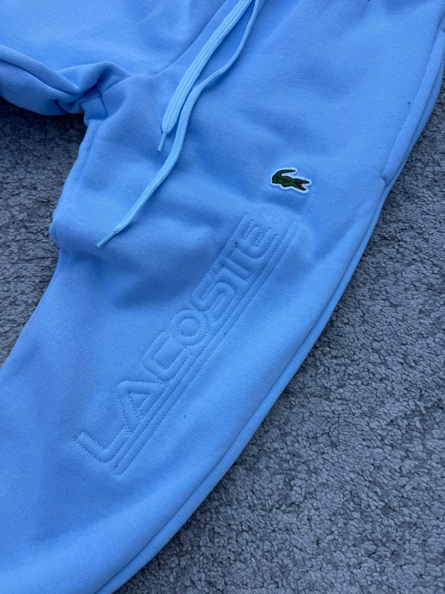Conjunto Largo Lacoste