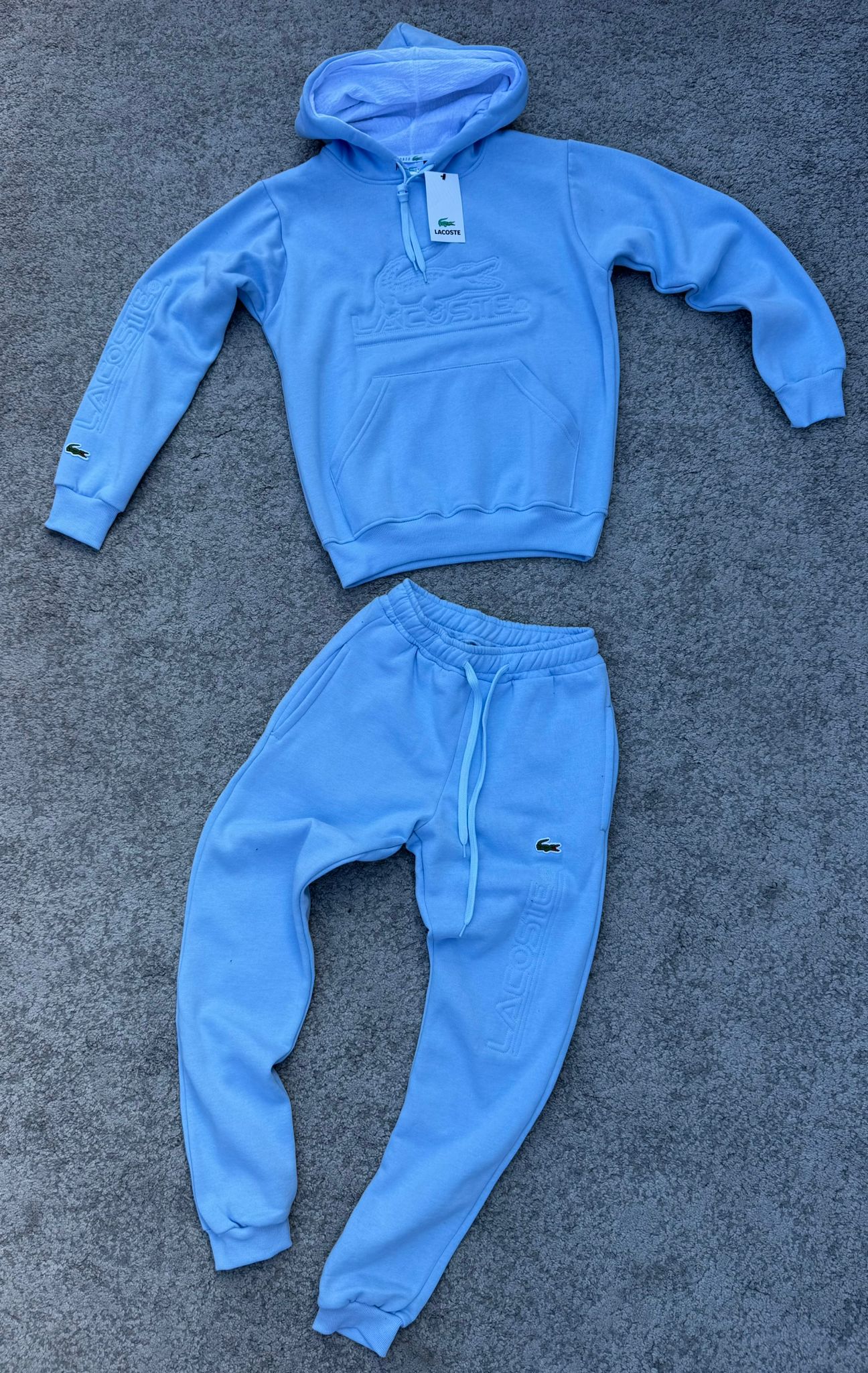 Conjunto Largo Lacoste