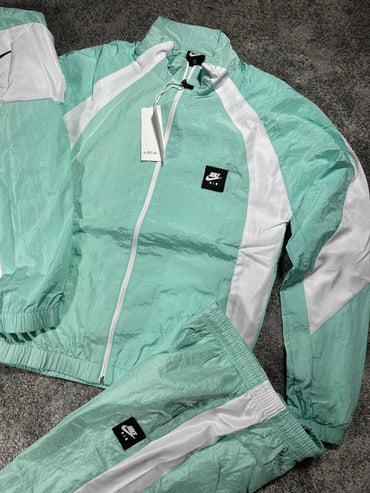 Conjunto  Largo Nike  Air