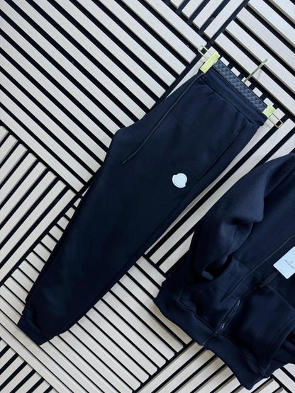 Conjunto largo Moncler