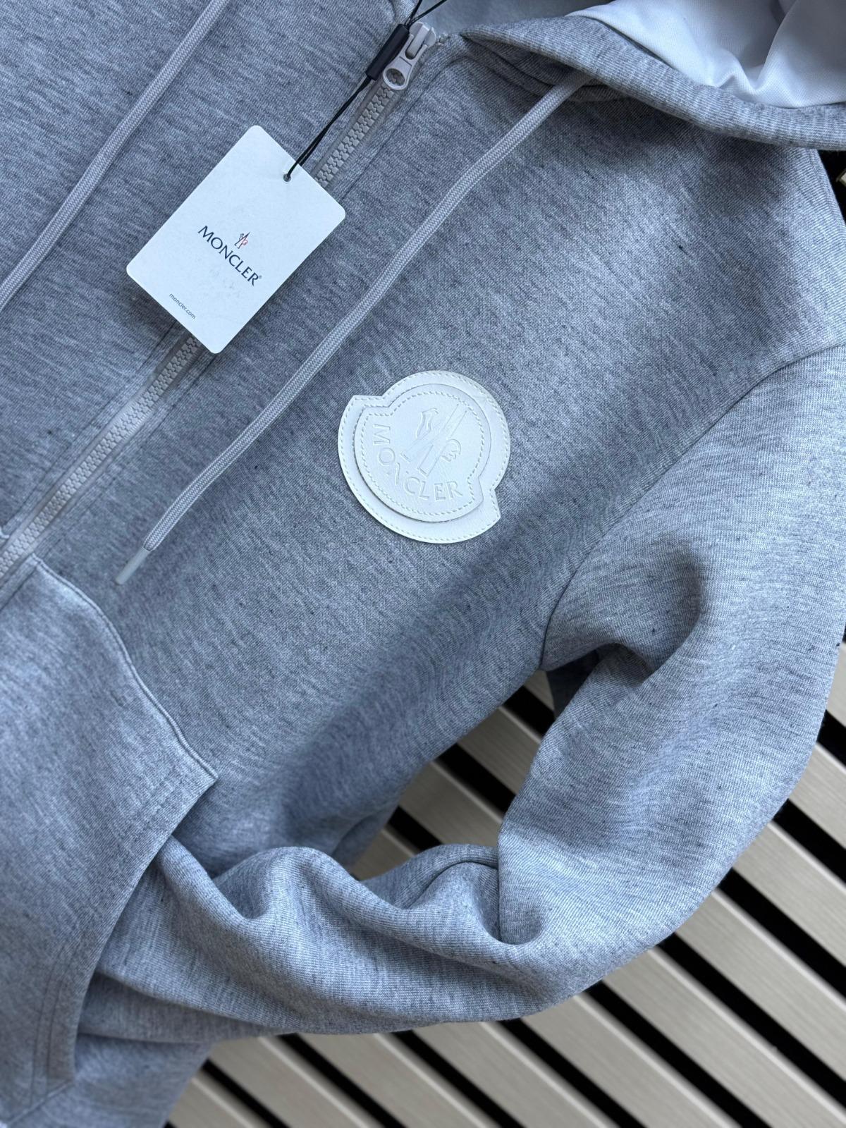 Conjunto largo Moncler