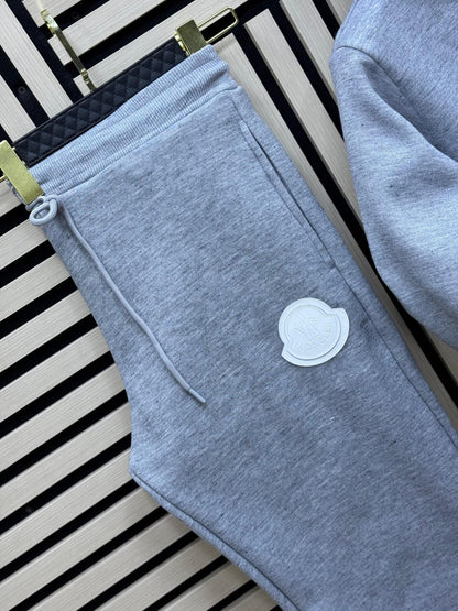 Conjunto largo Moncler