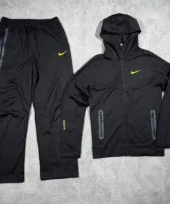 CHANDAL NIKE NOCTA
