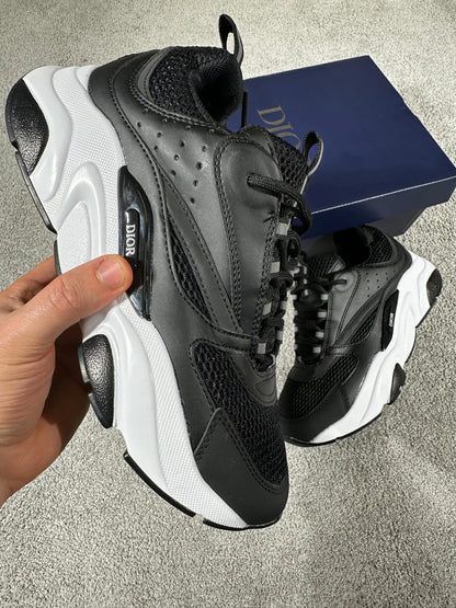 Dior B22