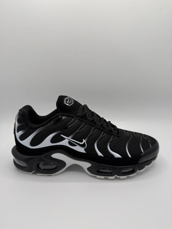 NIKE TN