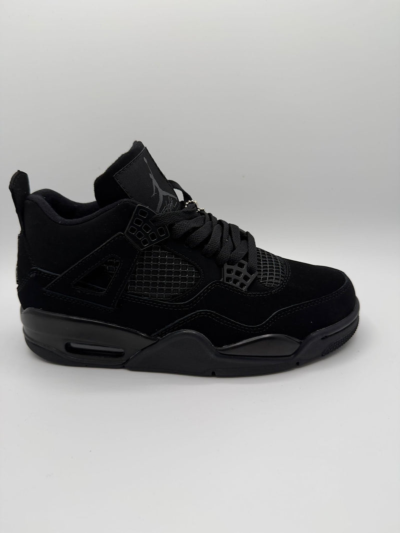 NIKE JORDAN RETRO BLACK